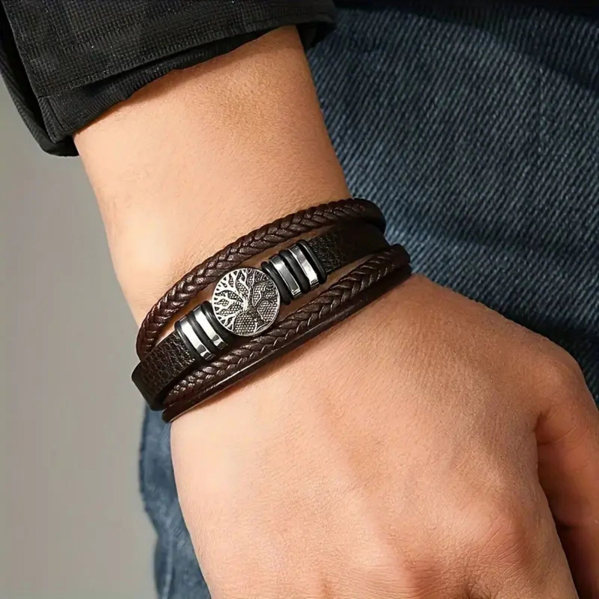 Modern magnetic closure bracelet for men – black PU leather